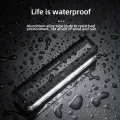 Lampka-rowerowa-OFFBONDAGE-z-przodu-900-lumen-w-wiat-o-rowerowe-2000mAh-tarkawodoodpornal-USB-do-adowania.jpg-2.webp